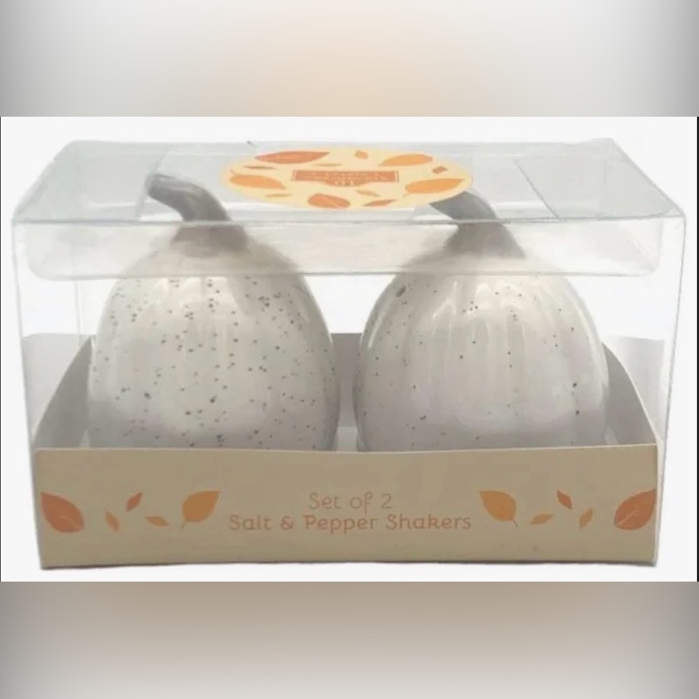 10 Strawberry Street - White Pumpkin Salt & Pepper Shakers - new/unused; So Cute